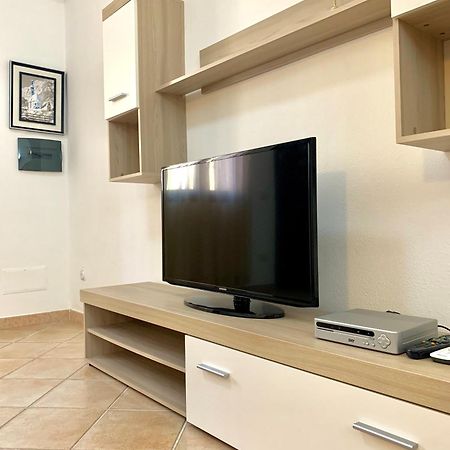 Square Inn Apartment Olbia Exterior photo